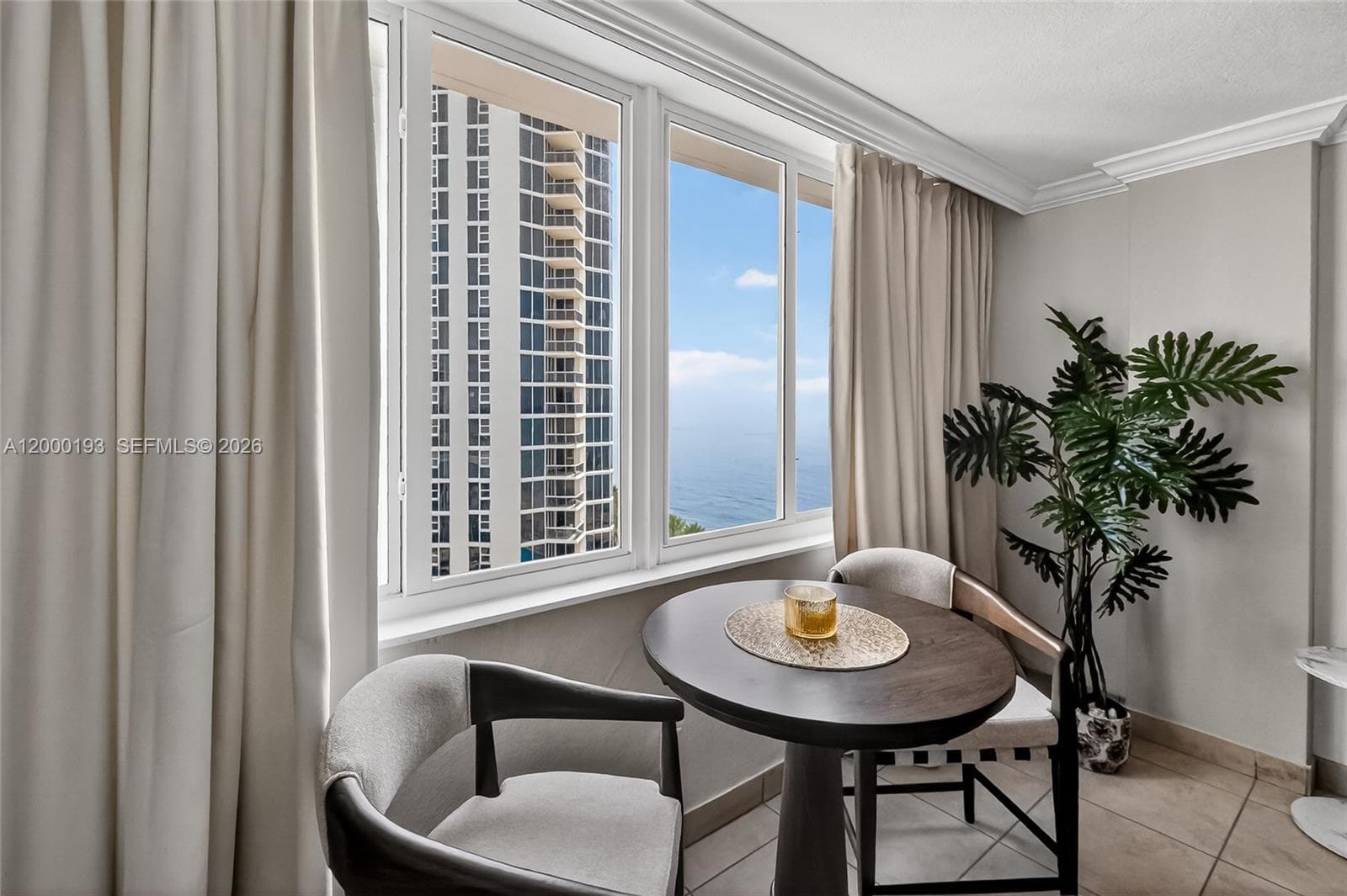 19201 Collins Ave # 1123, Sunny Isles Beach FL 33160 — 2