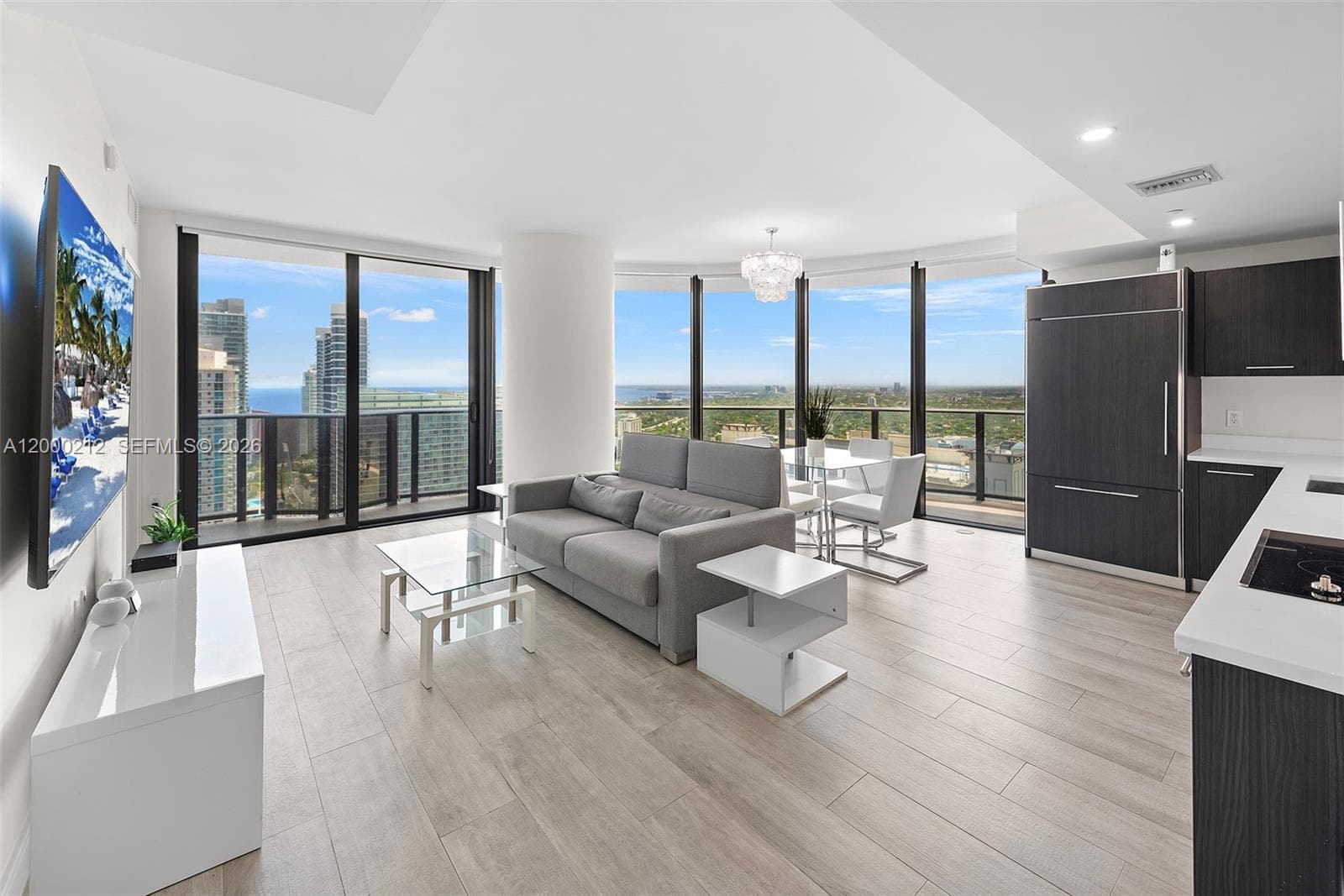 45 SW 9th St # 4006, Miami FL 33130 — 1