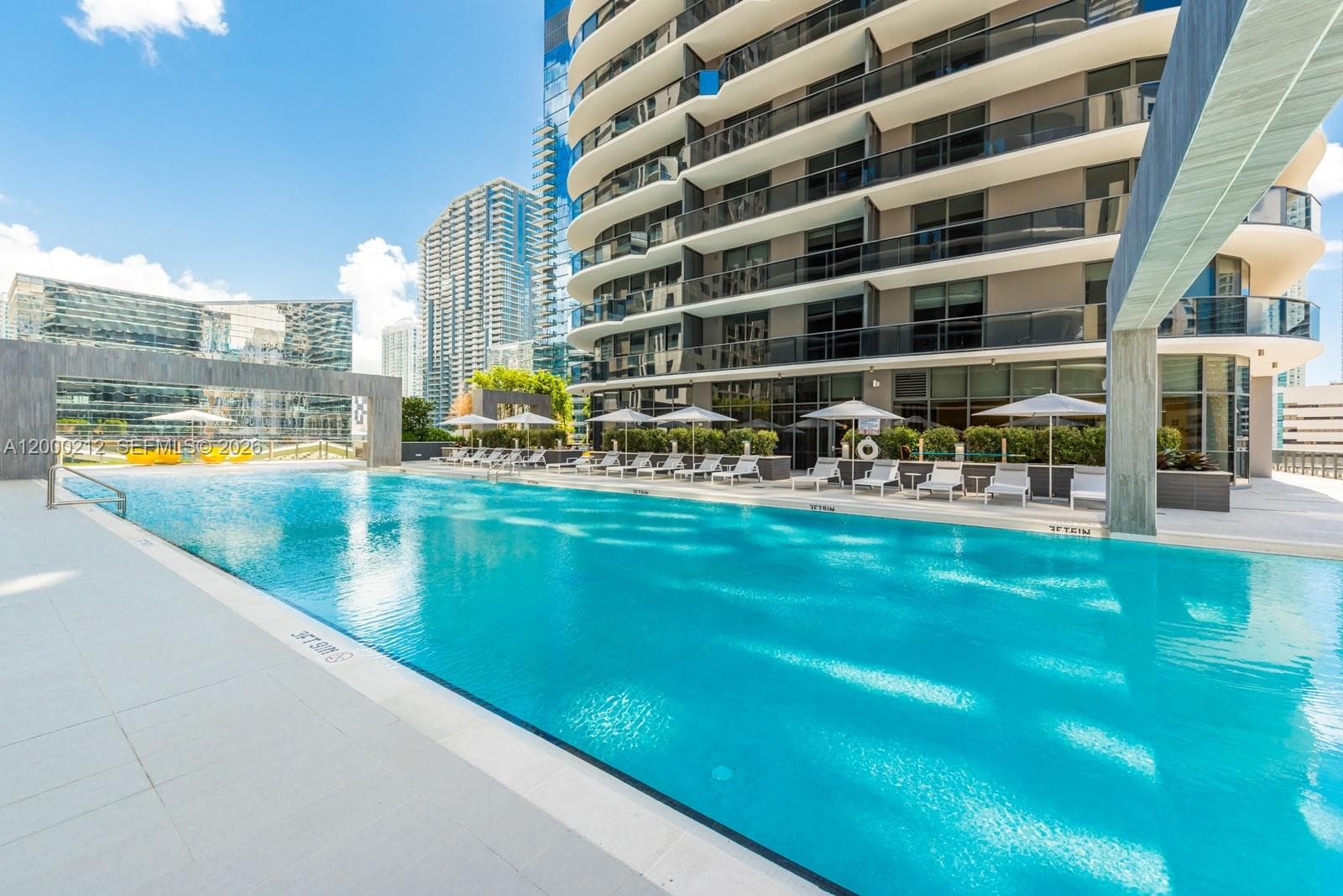 45 SW 9th St # 4006, Miami FL 33130 — 58
