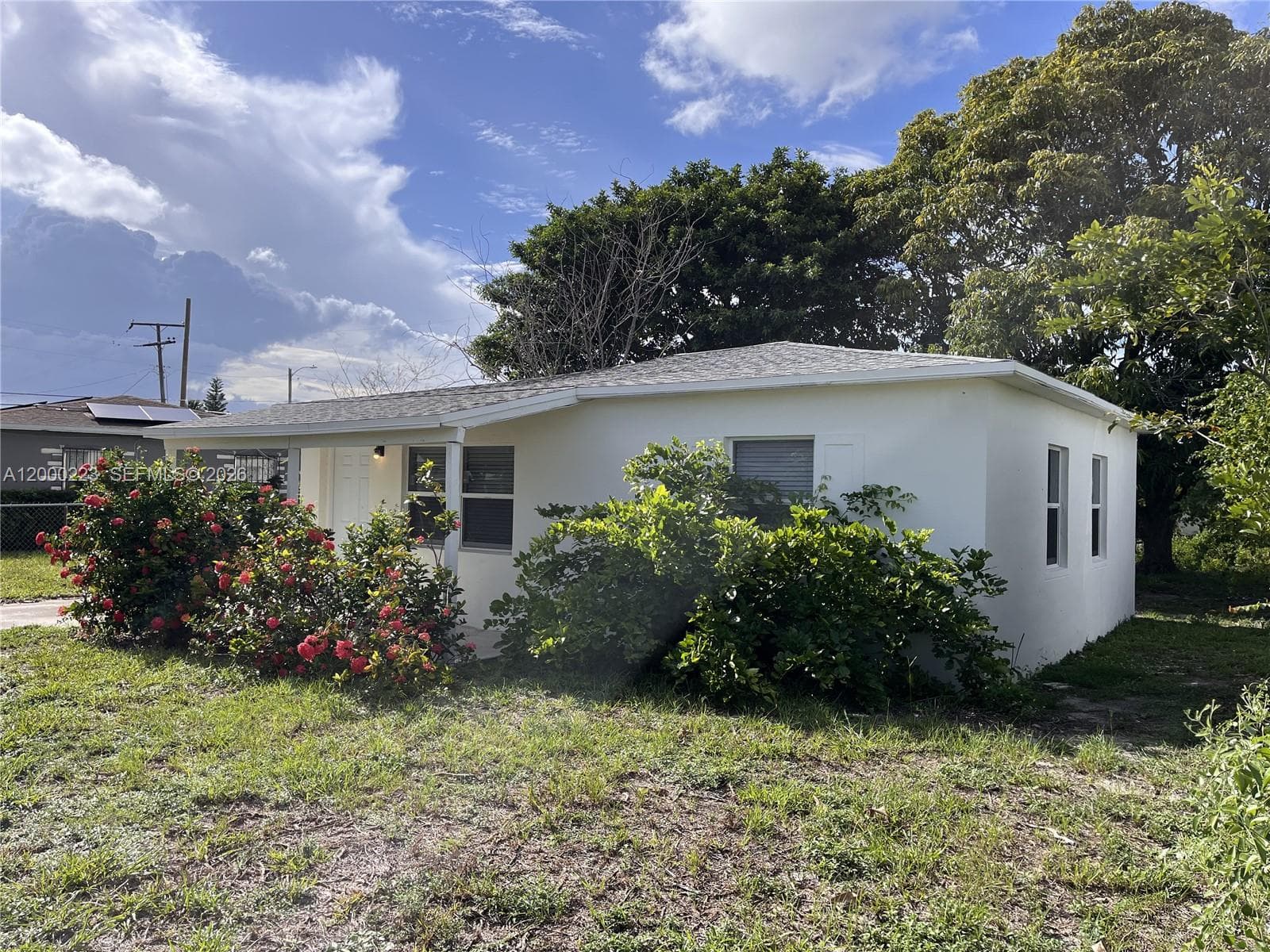 2481 NW 154th St, Miami Gardens FL 33054 — 2