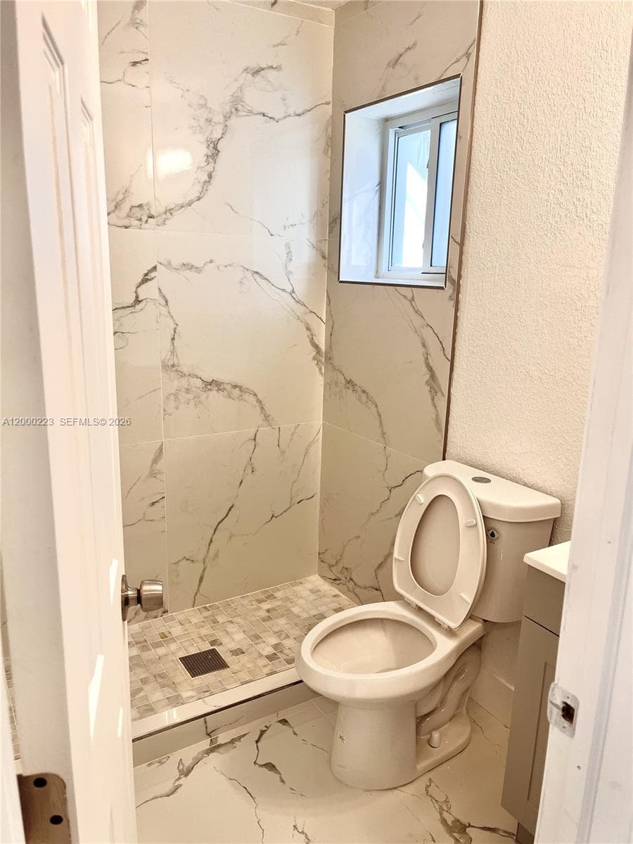 2481 NW 154th St, Miami Gardens FL 33054 — 6