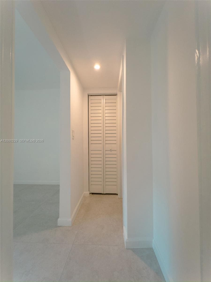 3676 Oak Ave # 7, Miami FL 33133 — 9