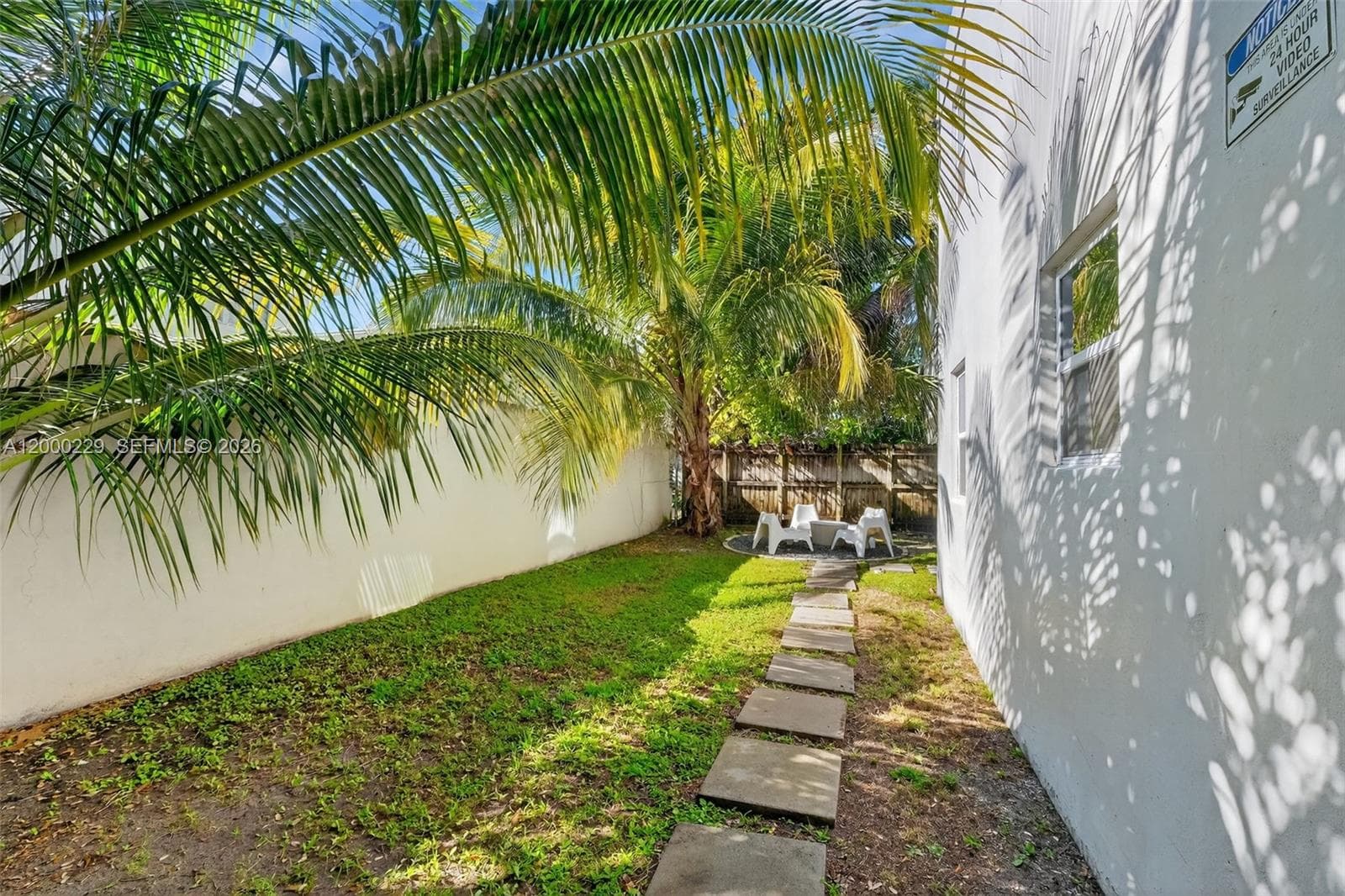 3676 Oak Ave # 7, Miami FL 33133 — 18