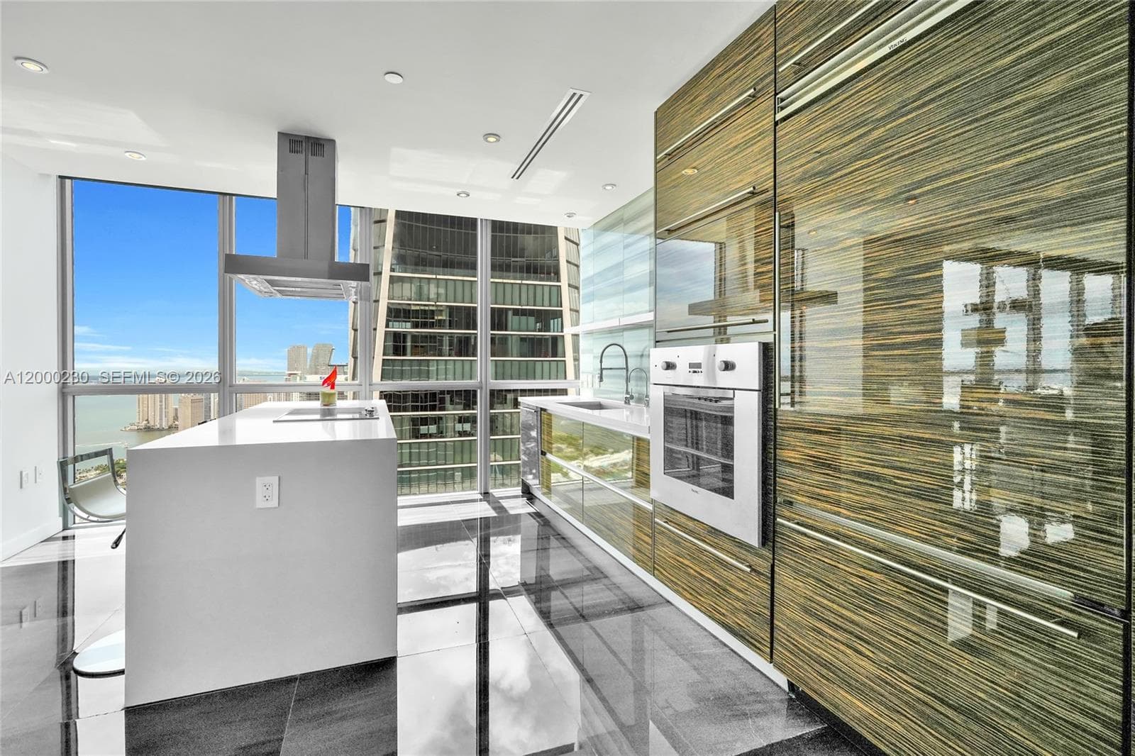 1100 Biscayne Blvd # 6001, Miami FL 33132 — 10