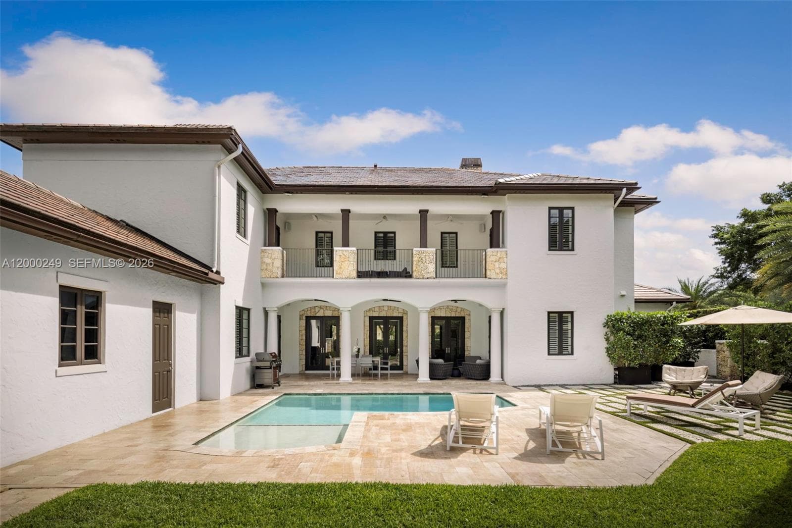 475 Amalfi Ave, Coral Gables FL 33146 — 35