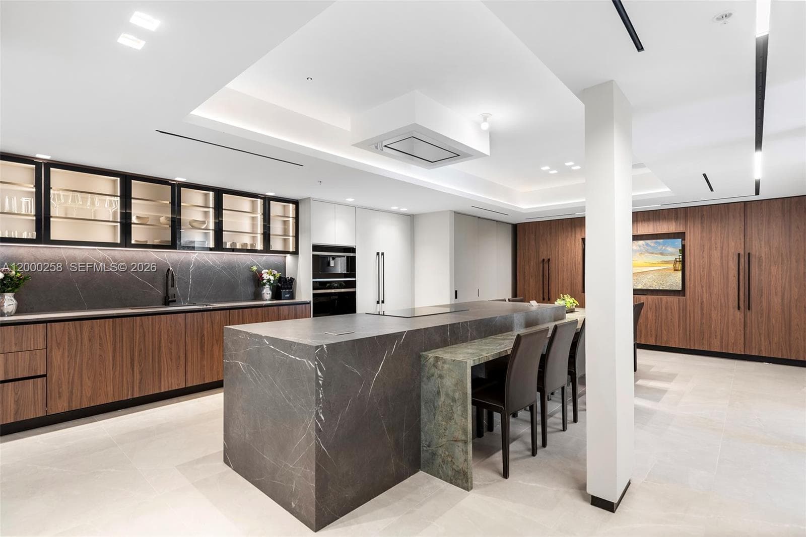 400 Sunny Isles Condo East, Sunny Isles Beach, FL — 2