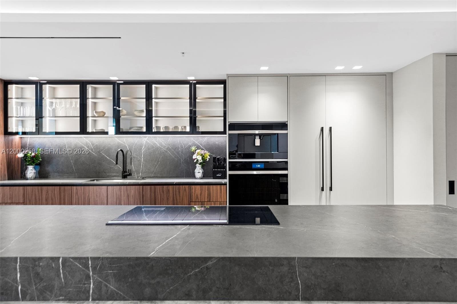 400 Sunny Isles Condo East, Sunny Isles Beach, FL — 3