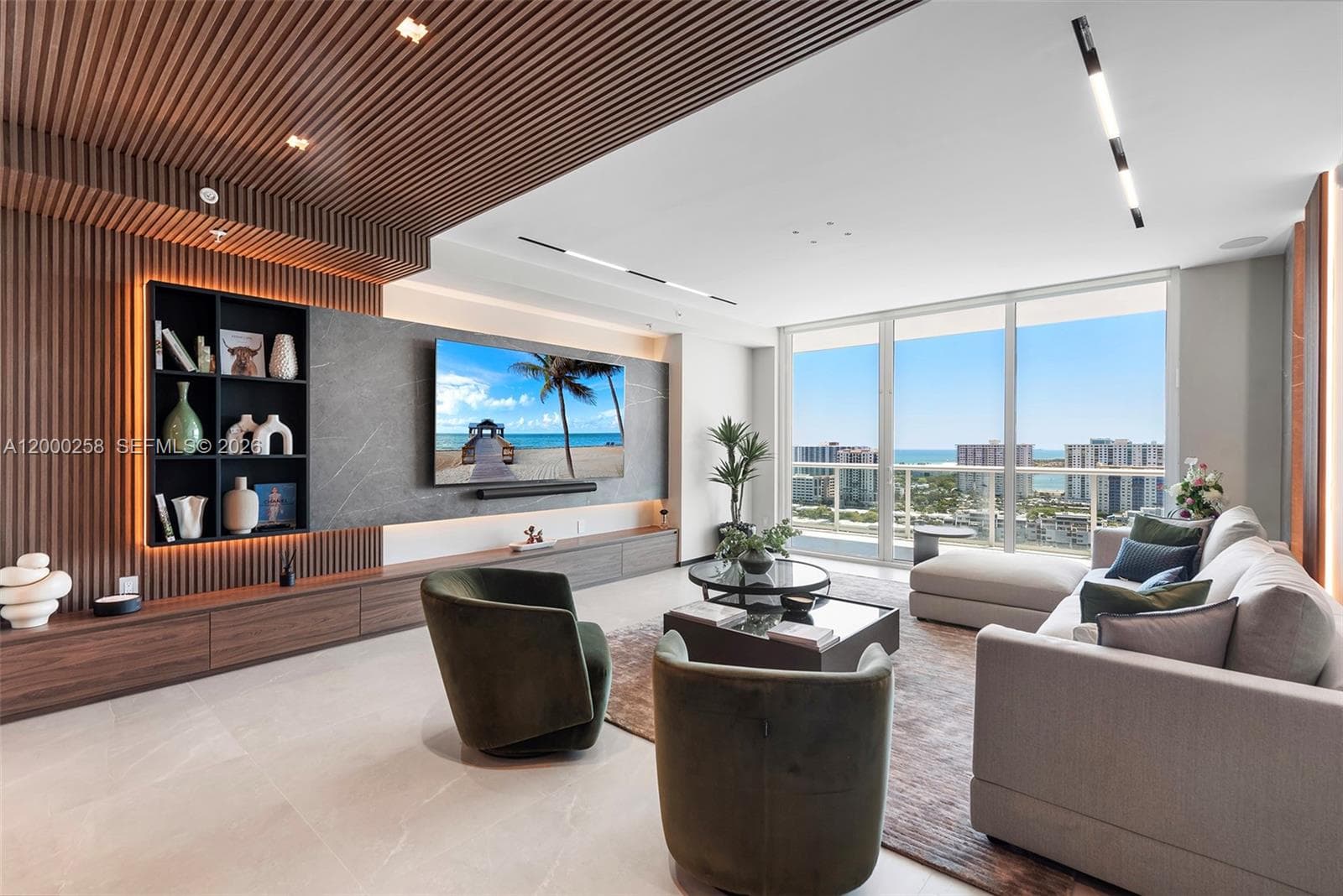 400 Sunny Isles Condo East, Sunny Isles Beach, FL — 1