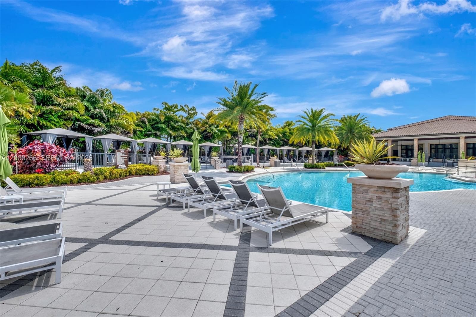 10467 NW 82nd St # 11, Doral FL 33178 — 35