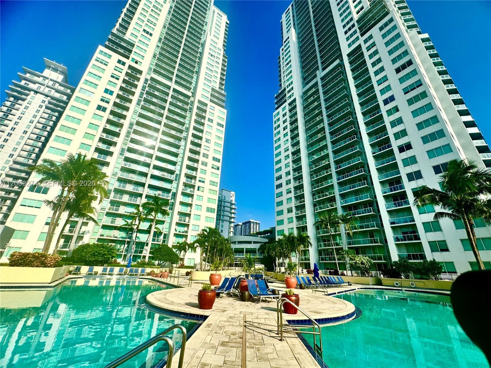 244 Biscayne Blvd # 1709, Miami FL 33132 — 1