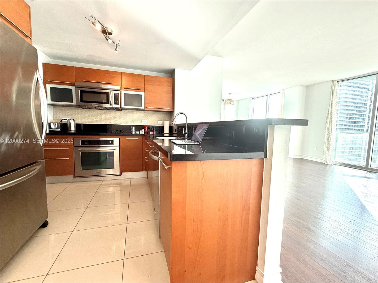 244 Biscayne Blvd # 1709, Miami FL 33132 — 5