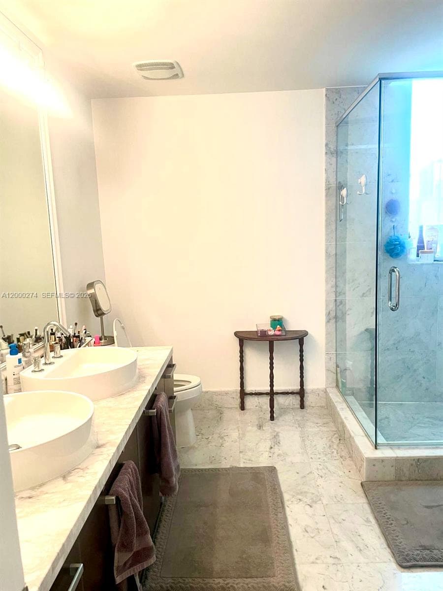 244 Biscayne Blvd # 1709, Miami FL 33132 — 20