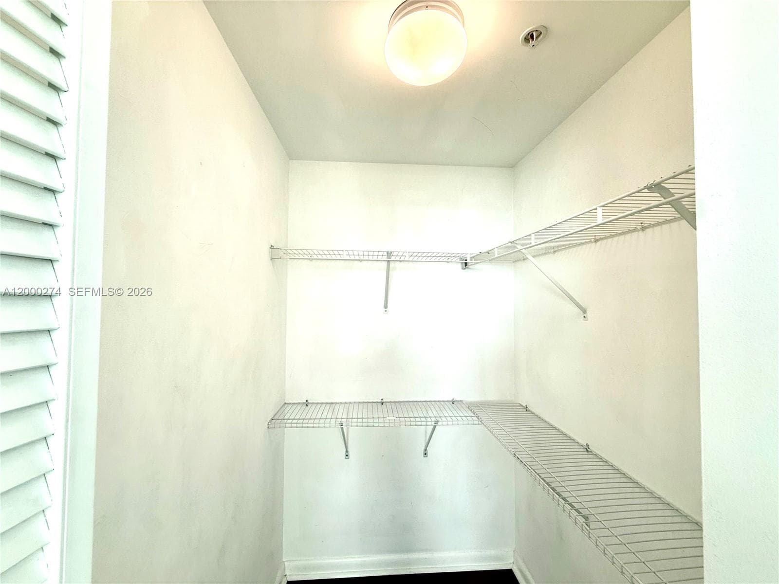 244 Biscayne Blvd # 1709, Miami FL 33132 — 24