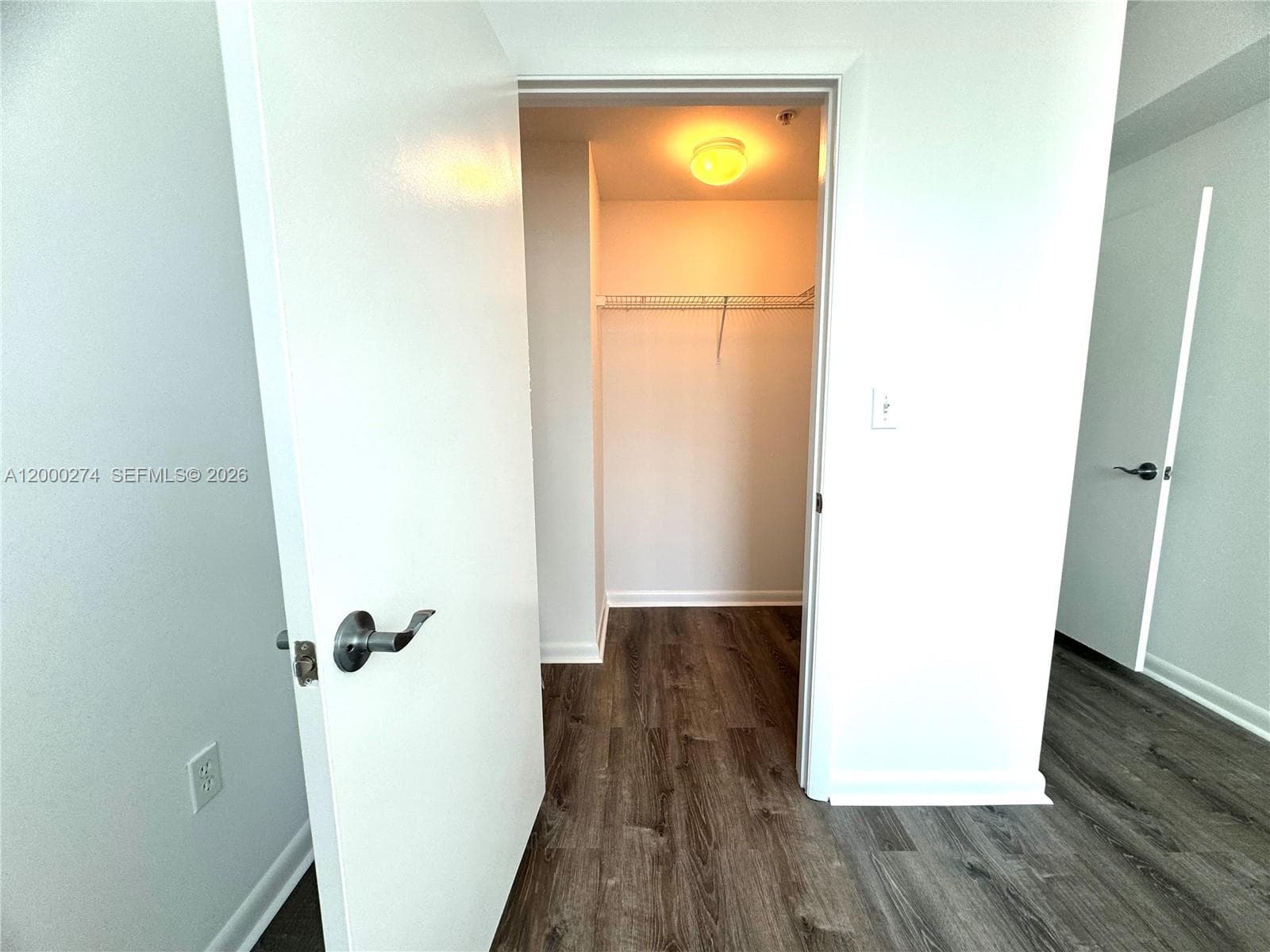 244 Biscayne Blvd # 1709, Miami FL 33132 — 31