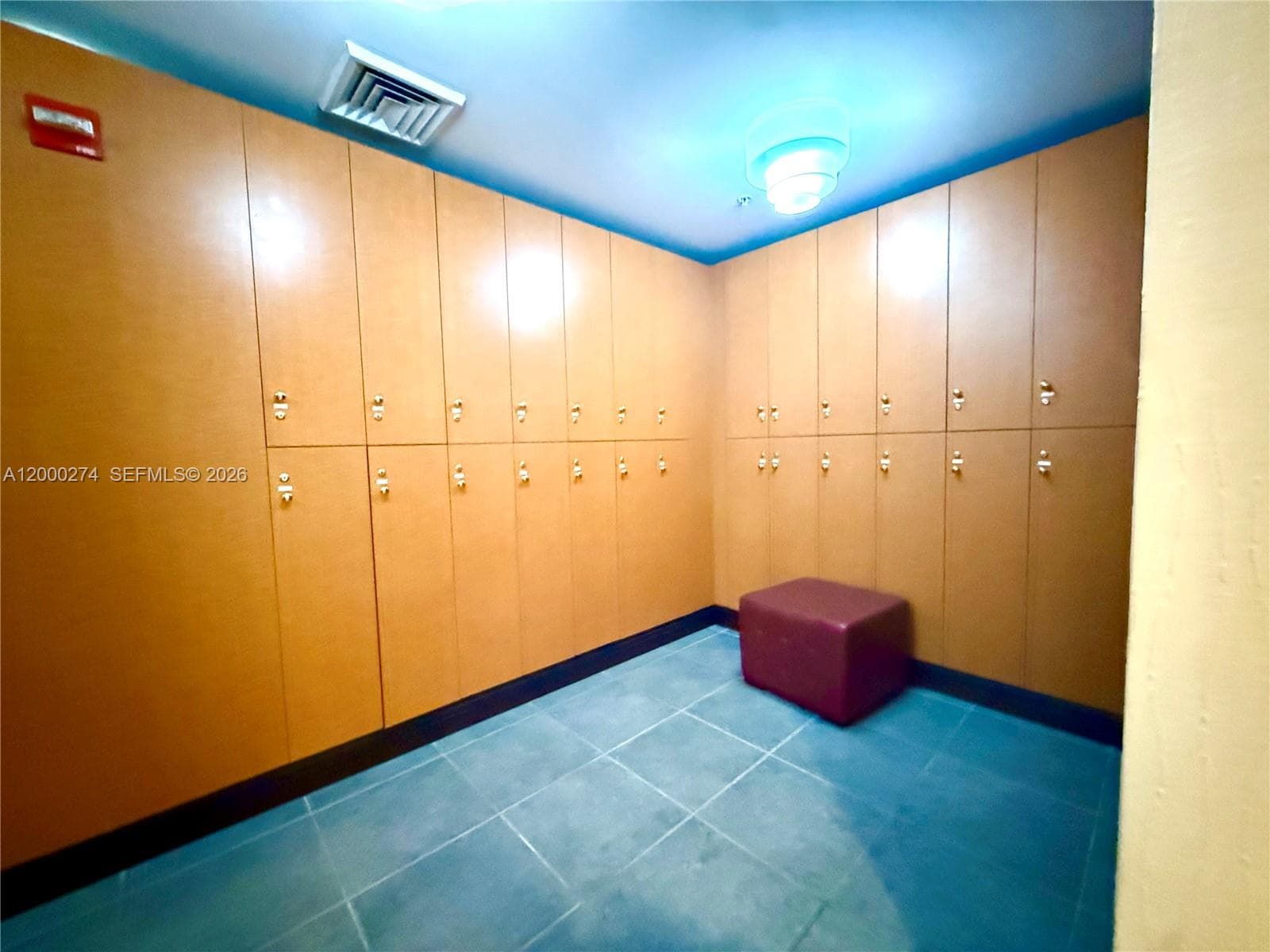 244 Biscayne Blvd # 1709, Miami FL 33132 — 25