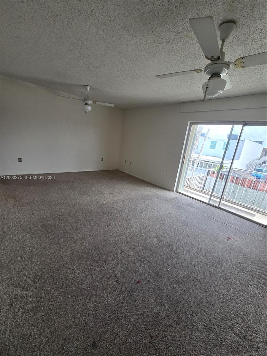 932 W 80th Pl, Hialeah FL 33014 — 8