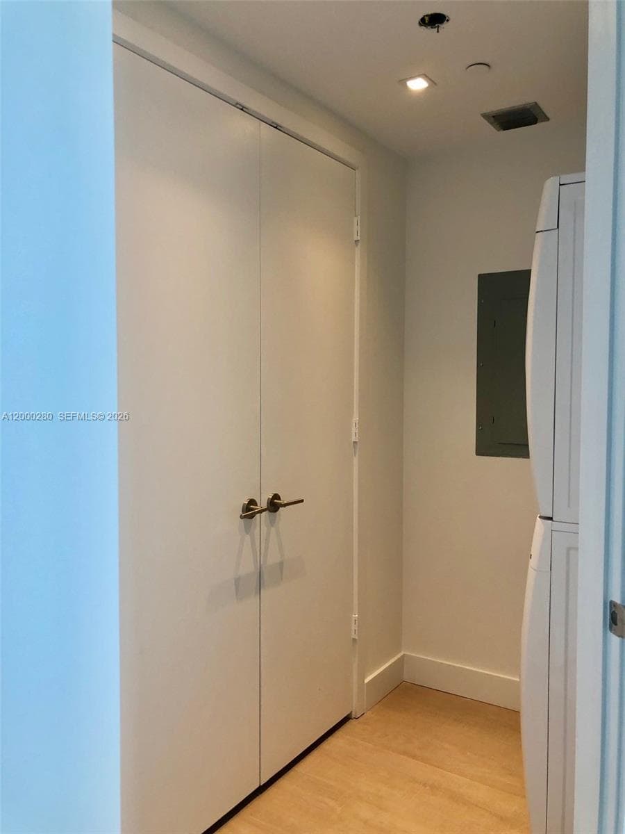 2900 NE 7 AVE # 2907, Miami FL 33137 — 23