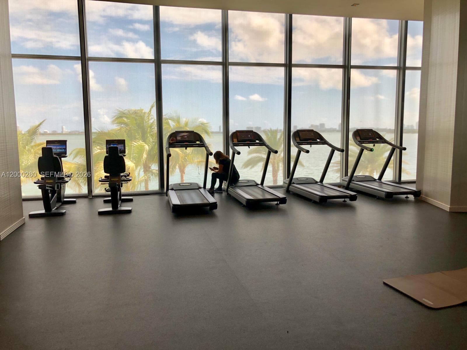 2900 NE 7 AVE # 2907, Miami FL 33137 — 43