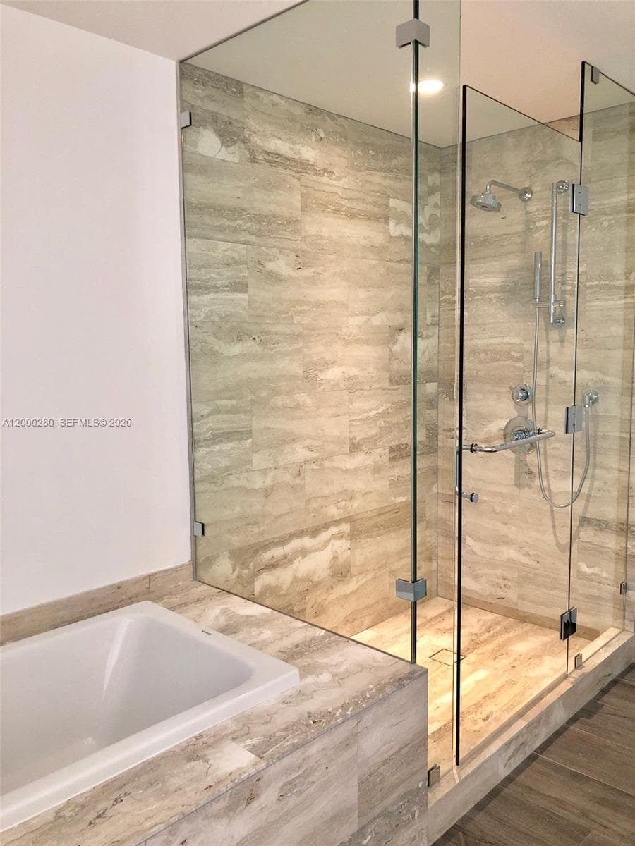 2900 NE 7 AVE # 2907, Miami FL 33137 — 10