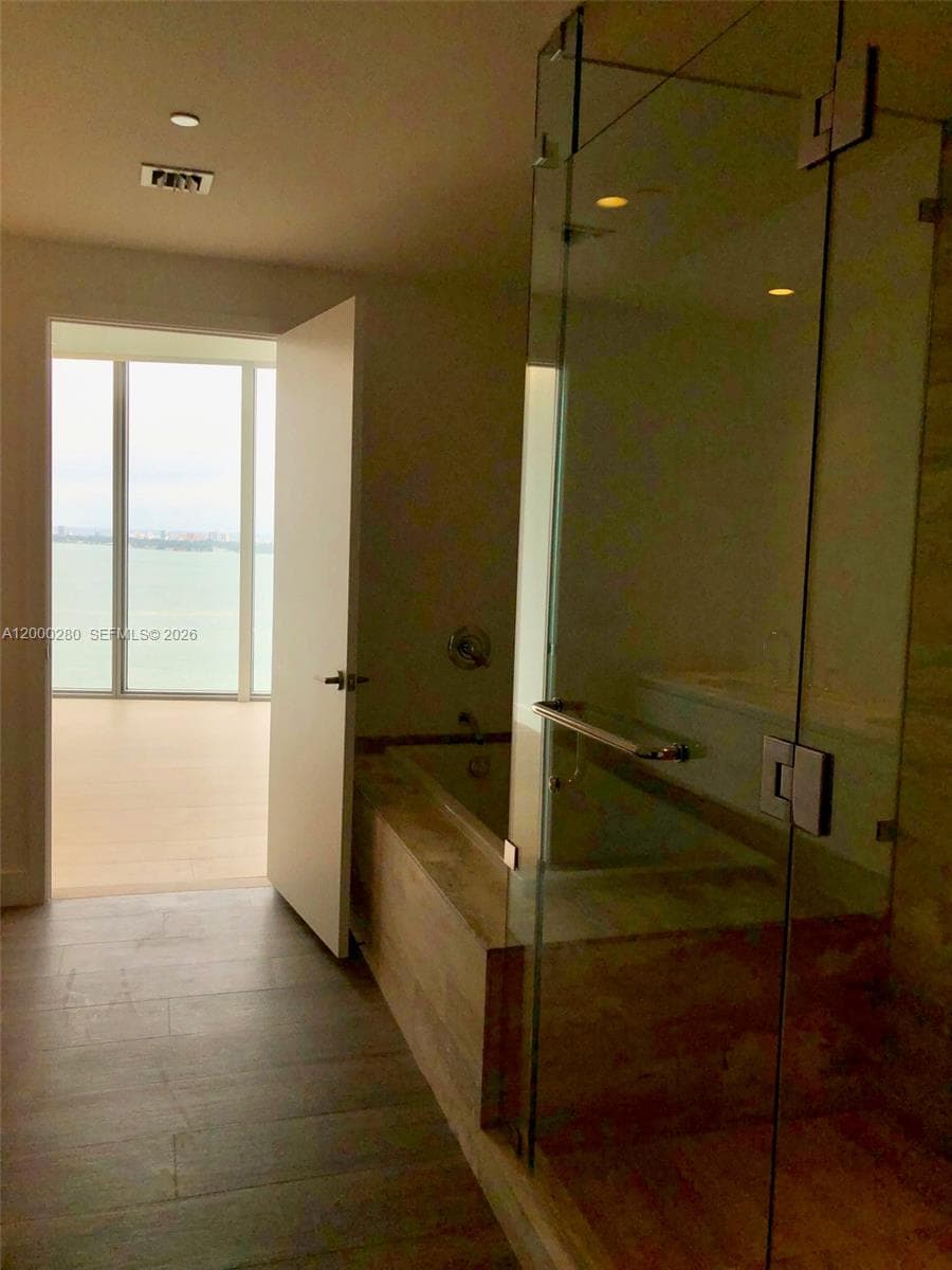 2900 NE 7 AVE # 2907, Miami FL 33137 — 15