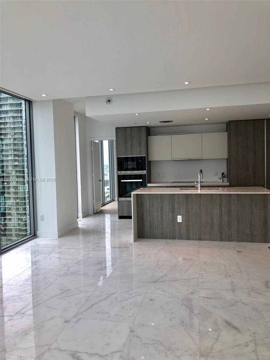 2900 NE 7 AVE # 2907, Miami FL 33137 — 4