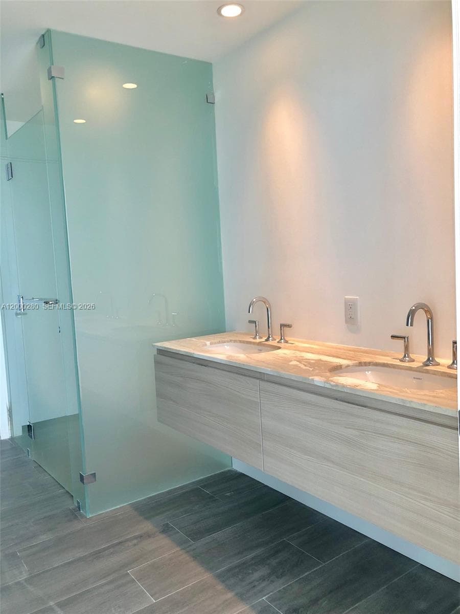 2900 NE 7 AVE # 2907, Miami FL 33137 — 8