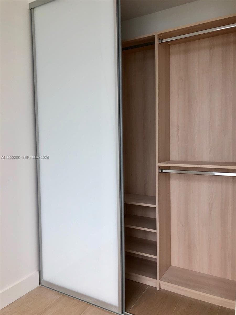 2900 NE 7 AVE # 2907, Miami FL 33137 — 21