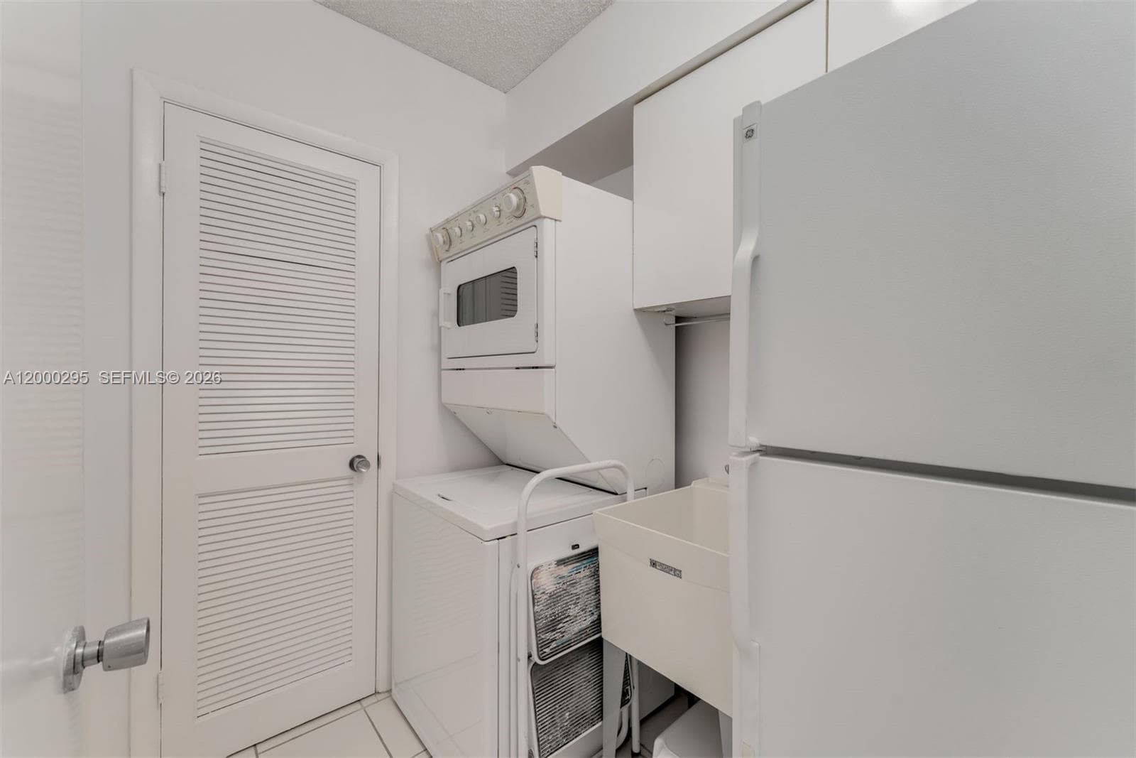 5500 Collins Ave # 304, Miami Beach FL 33140 — 11
