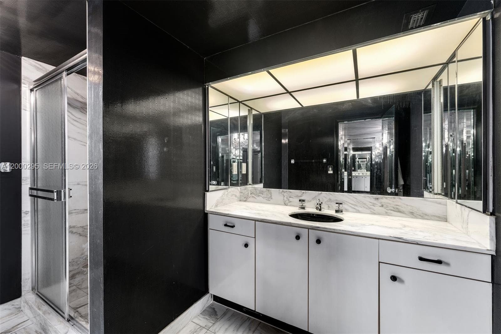 5500 Collins Ave # 304, Miami Beach FL 33140 — 19