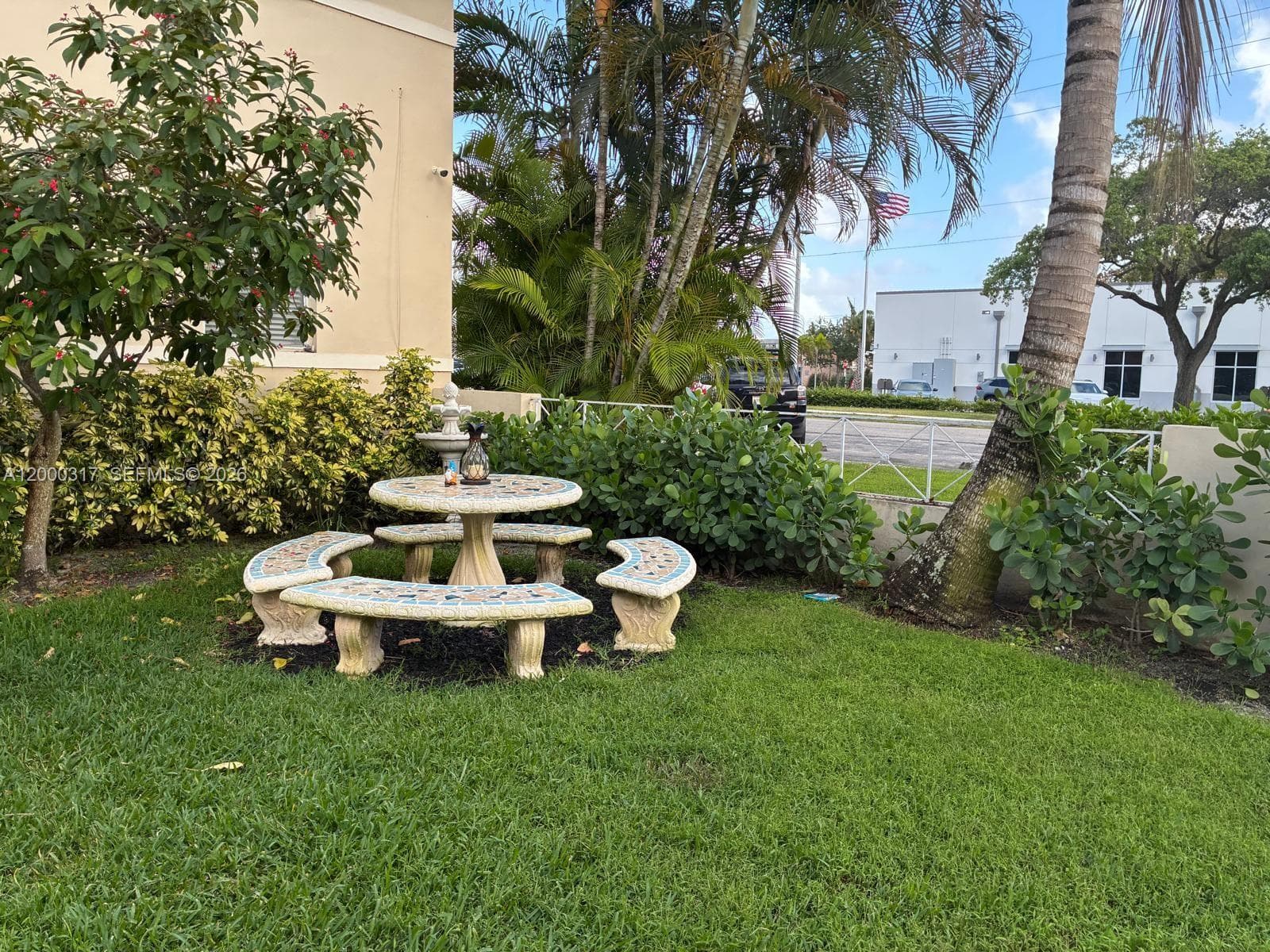 689 NE 92nd St # 11G, Miami Shores FL 33138 — 2