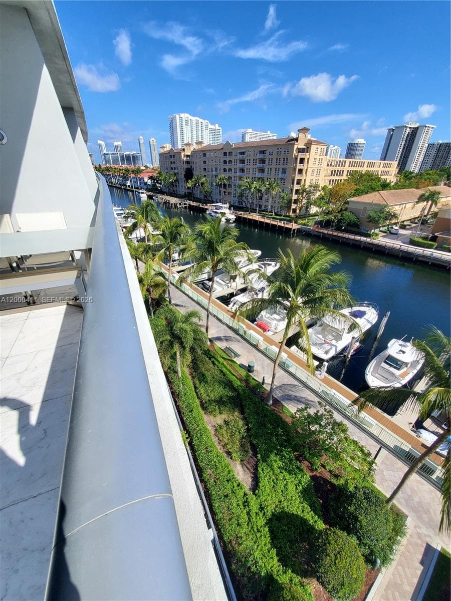 Artech Residences At Aven, Aventura, FL — 11