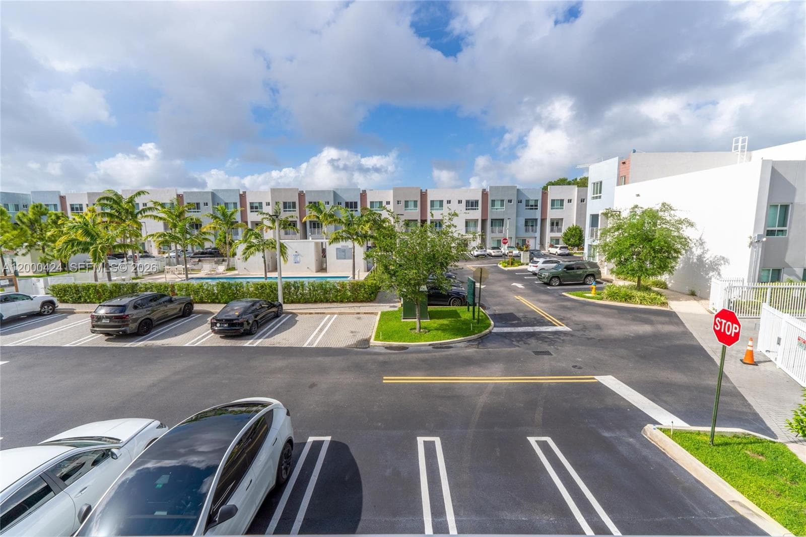 2505 NE 193rd St # 4215, Miami FL 33180 — 37