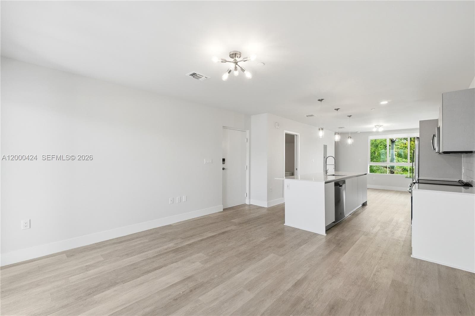 2505 NE 193rd St # 4215, Miami FL 33180 — 4