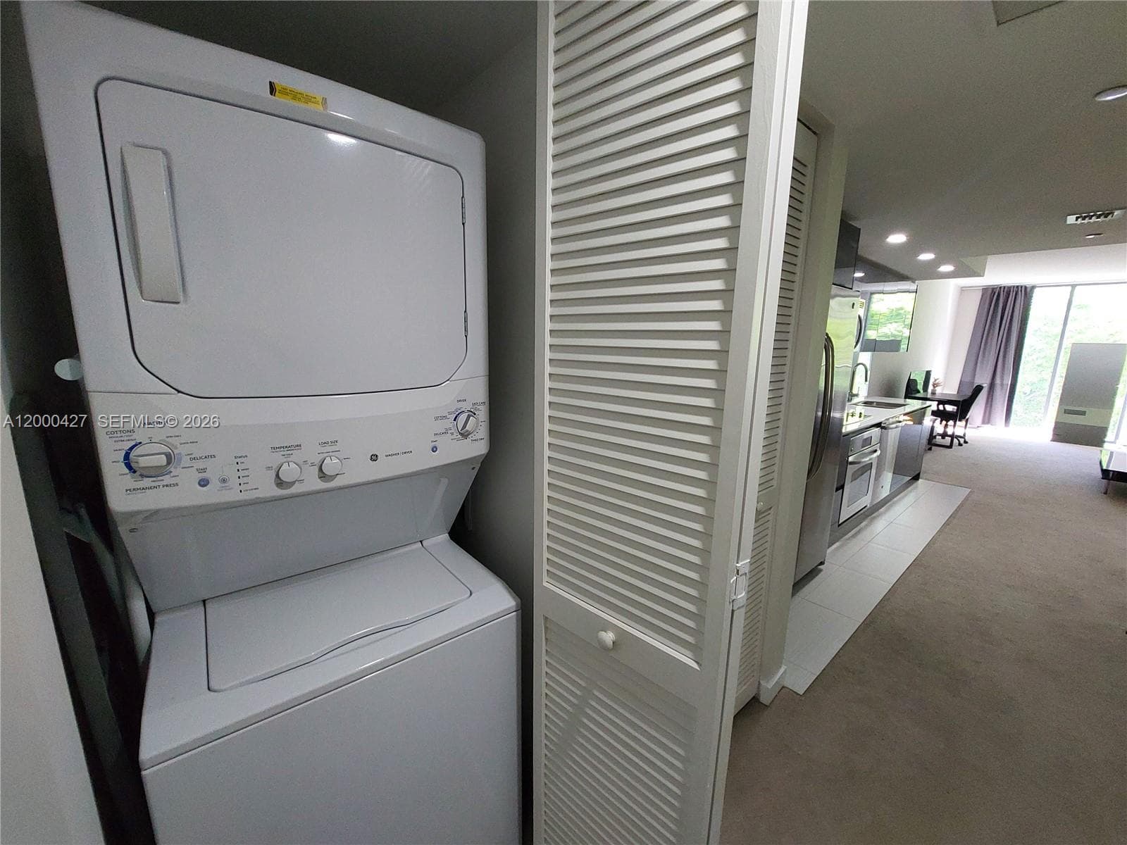 31 SE 6th St # 403, Miami FL 33131 — 10