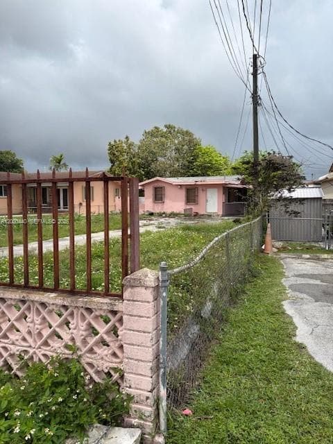 7161 SW 22nd St, Miami FL 33155 — 6