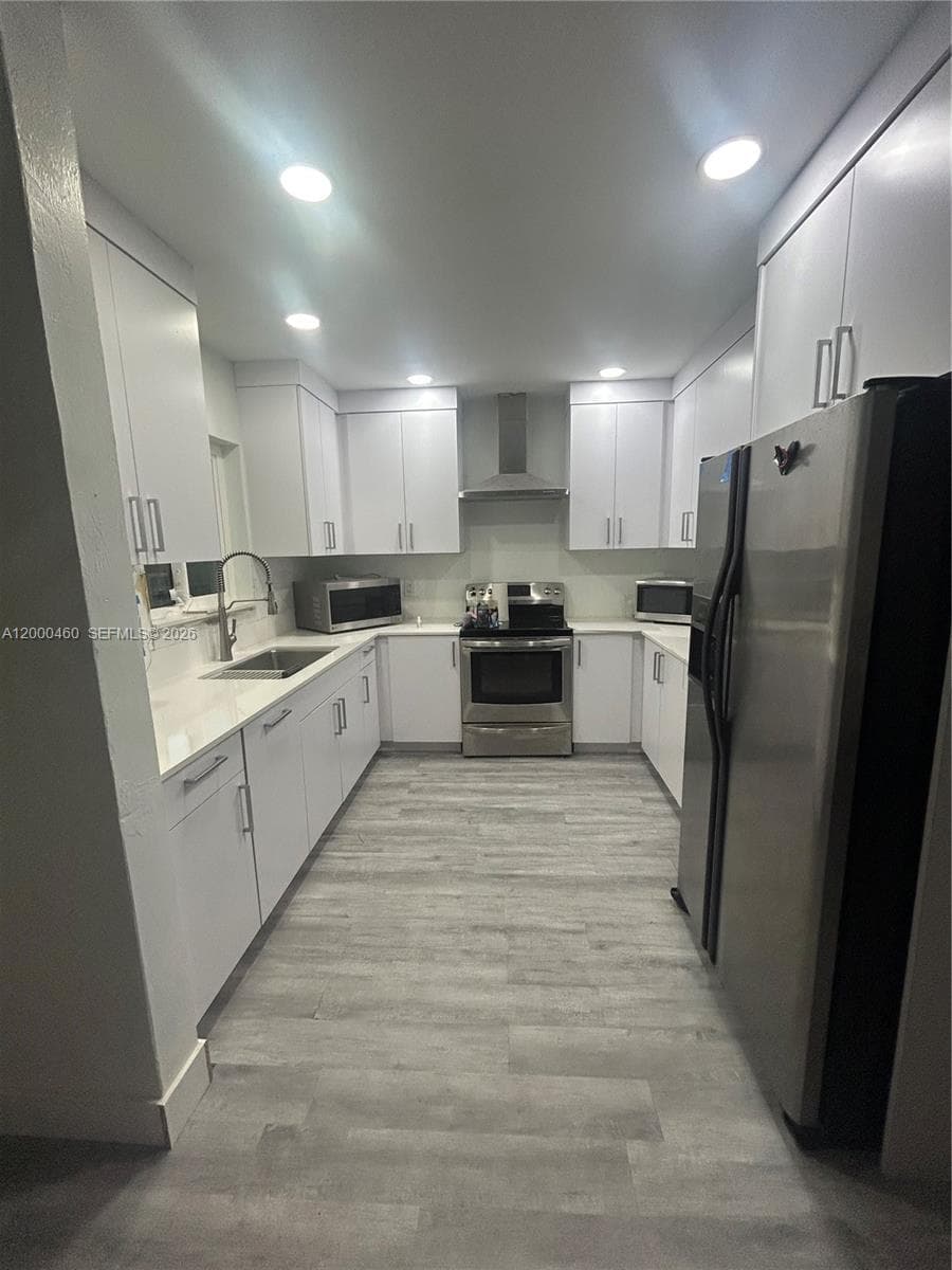 16705 SW 298th Ter, Homestead FL 33030 — 6