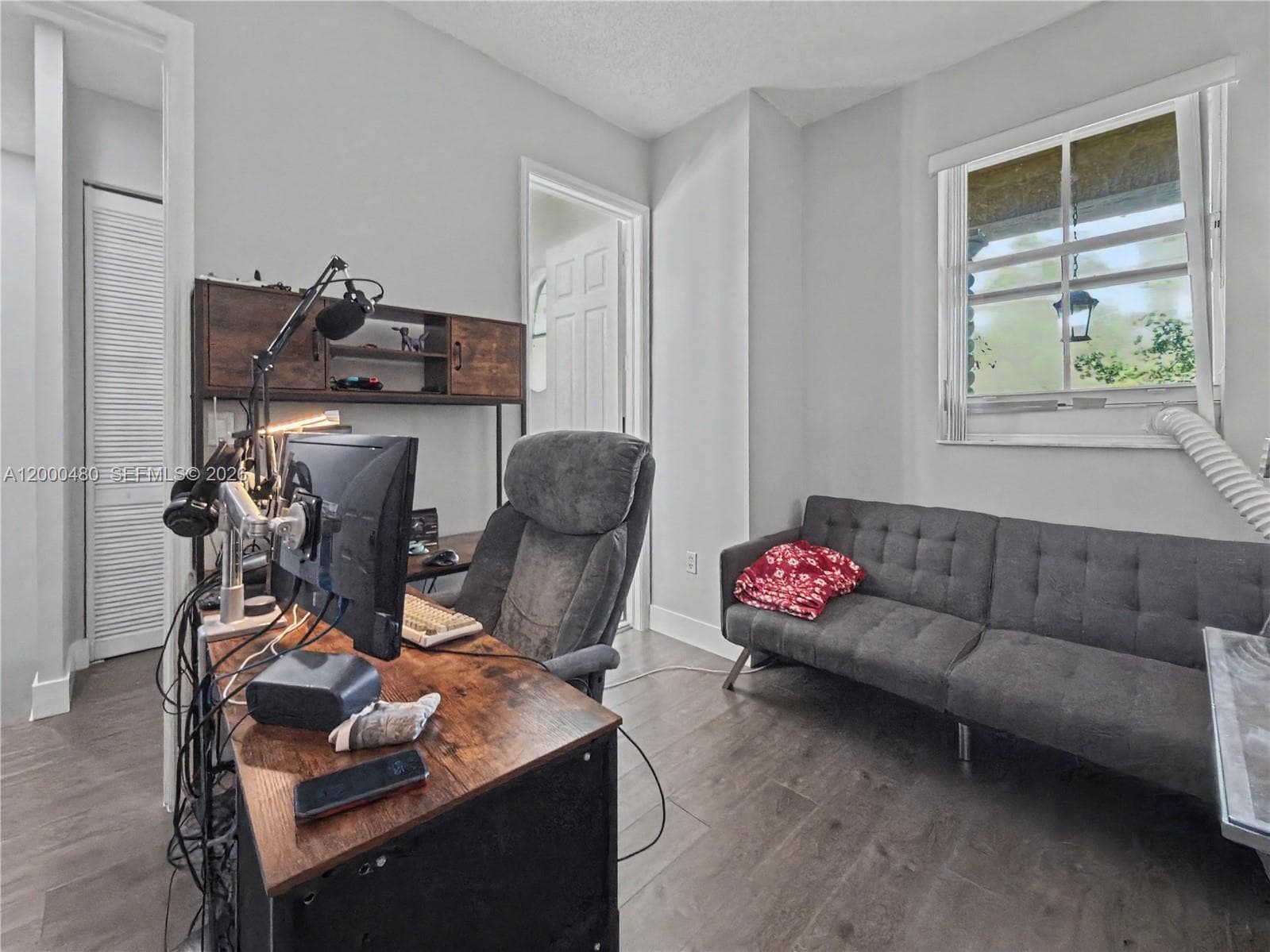 1033 NE 42nd Pl, Homestead FL 33033 — 16