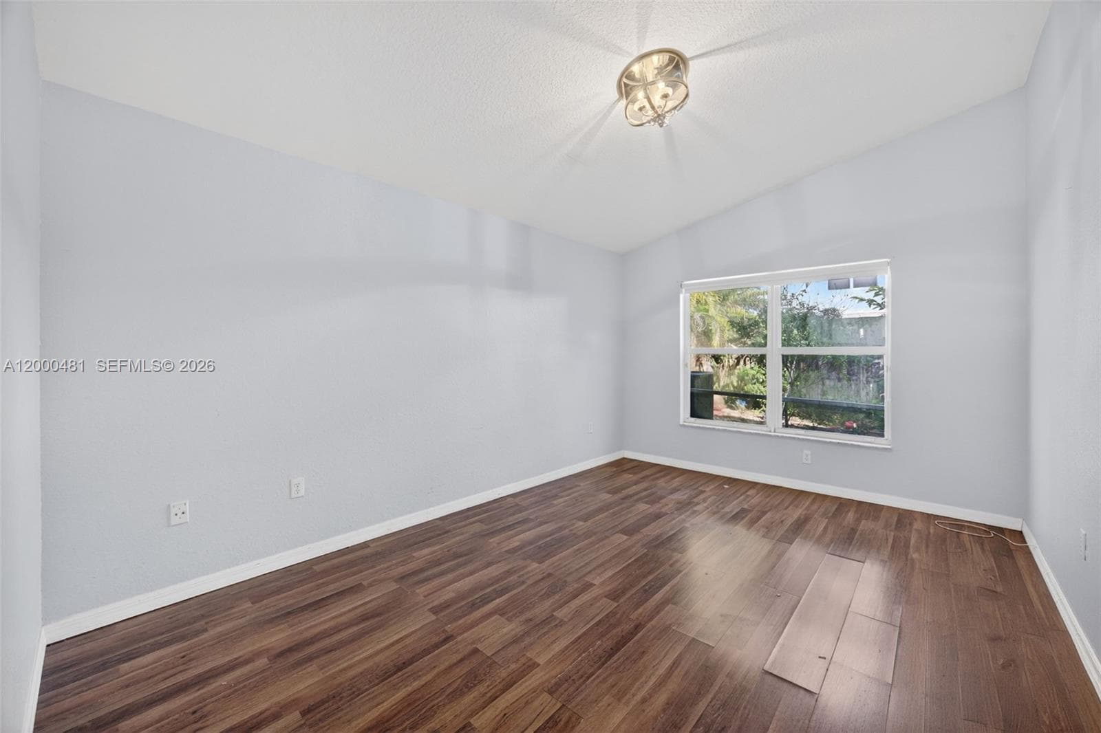 2073 SE 13th St, Homestead FL 33035 — 13