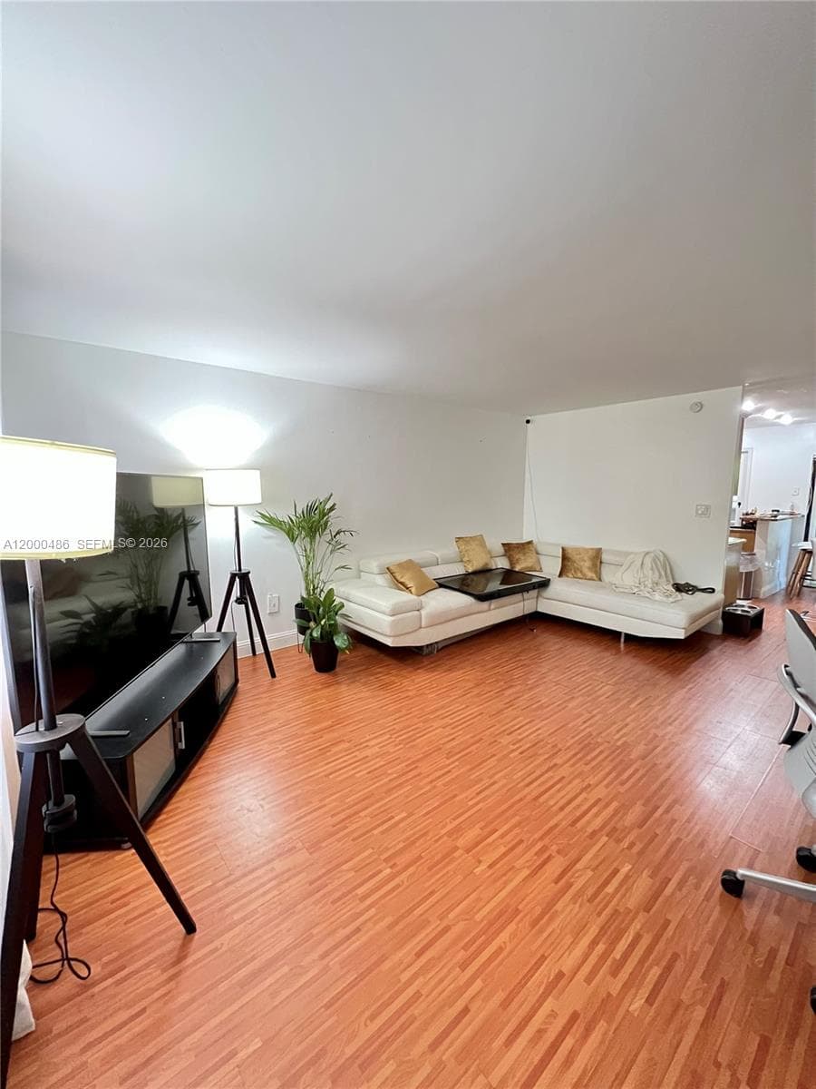 10370 SW 220th St # 202, Cutler Bay FL 33190 — 2