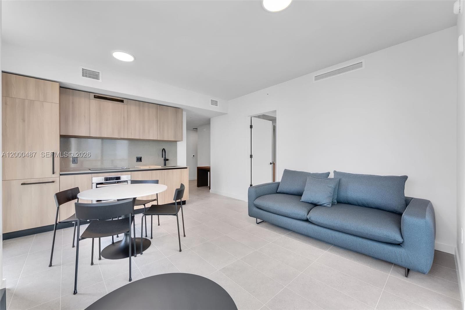 121 NE 5 ST # 3112, Miami FL 33132 — 23