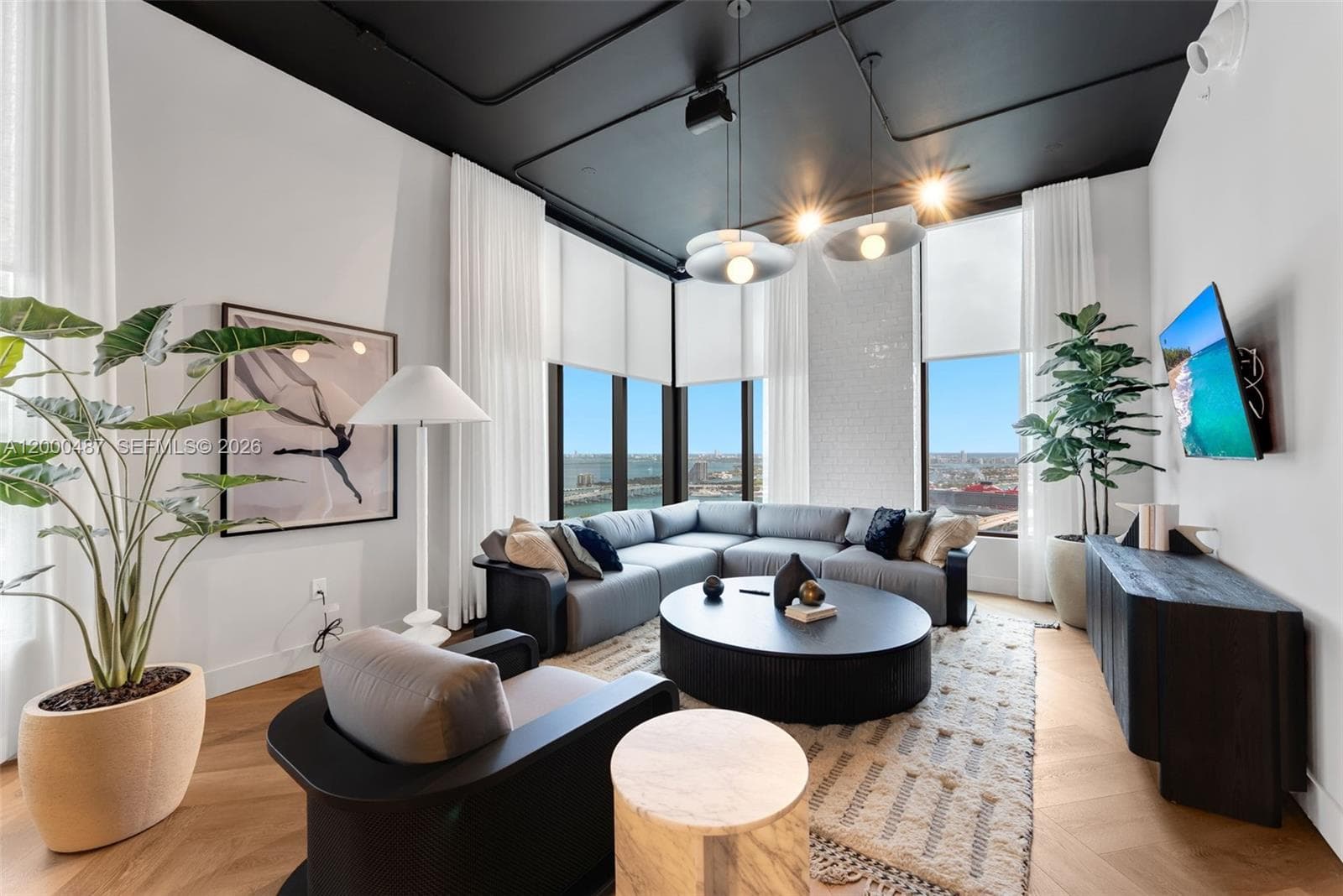 121 NE 5 ST # 3112, Miami FL 33132 — 5