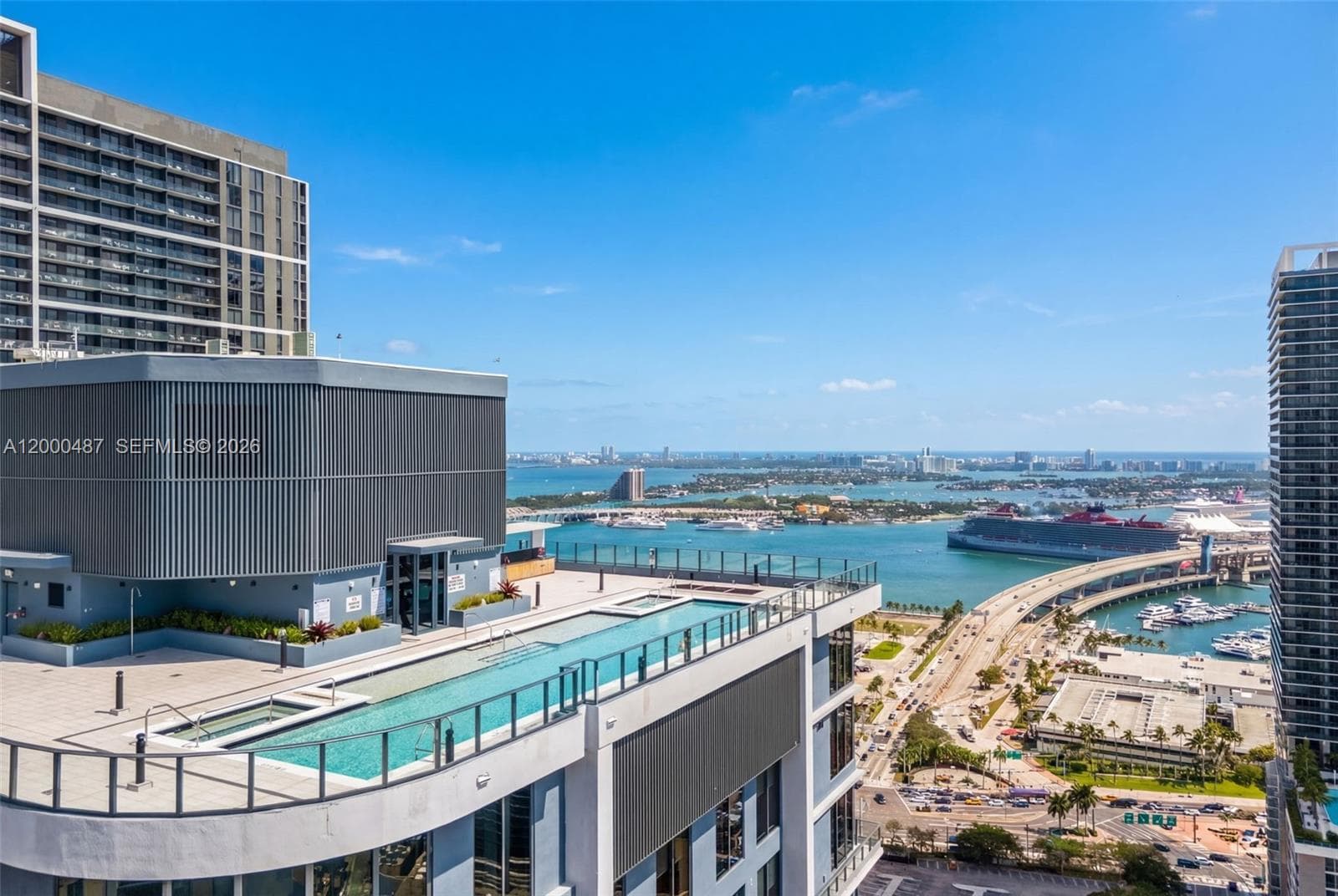 121 NE 5 ST # 3112, Miami FL 33132 — 30