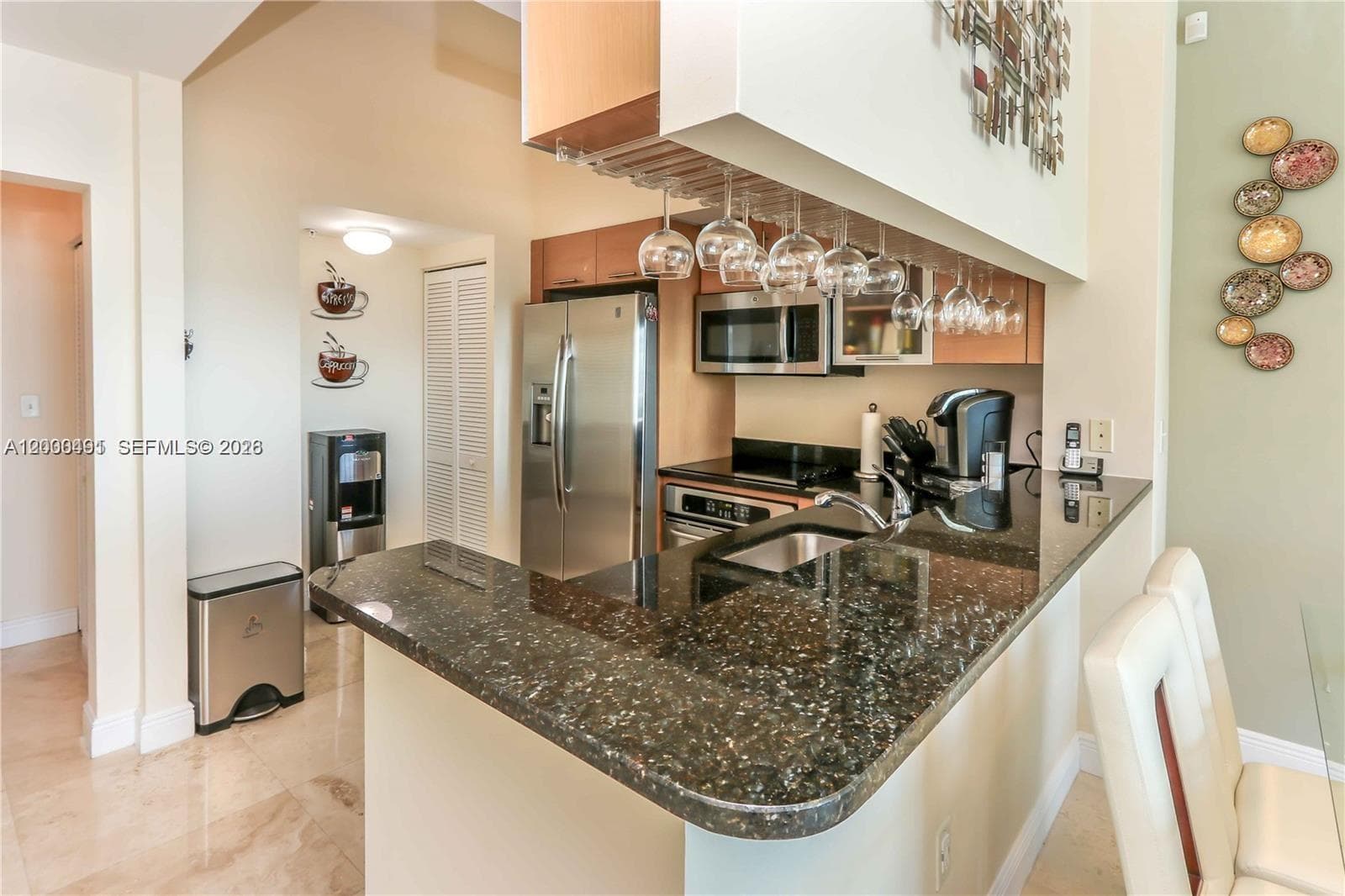 31 SE 5th St # 4212, Miami FL 33131 — 12