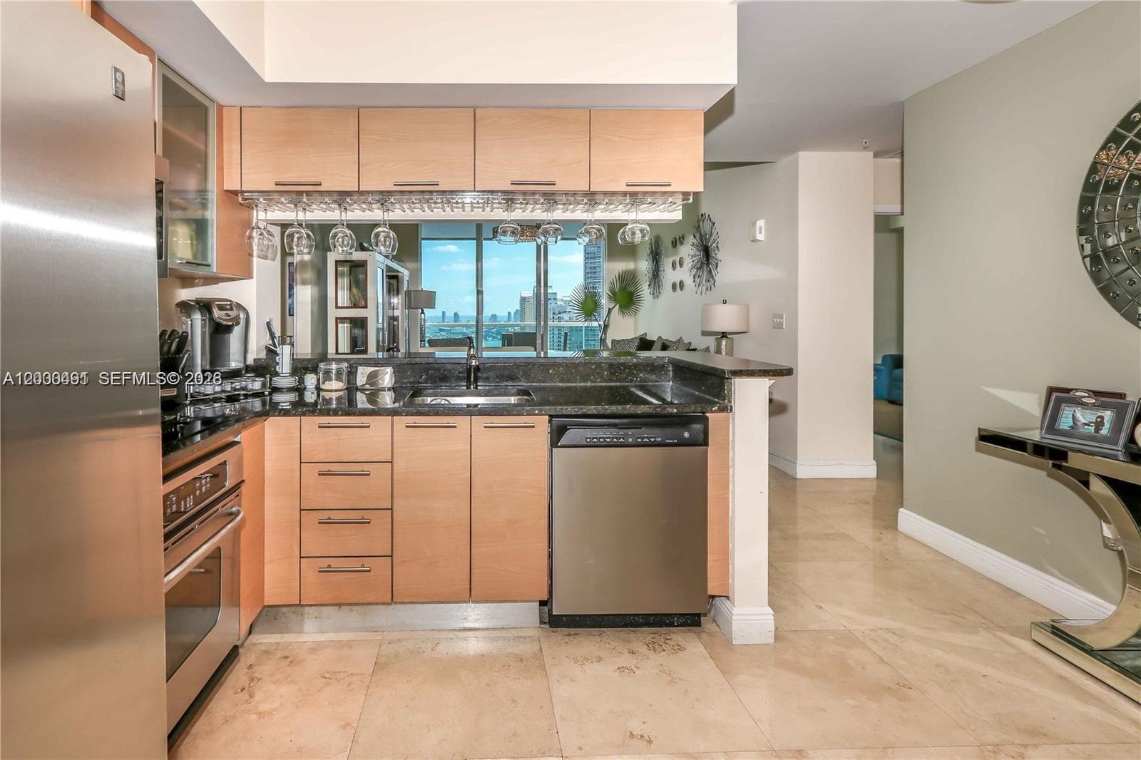 31 SE 5th St # 4212, Miami FL 33131 — 14