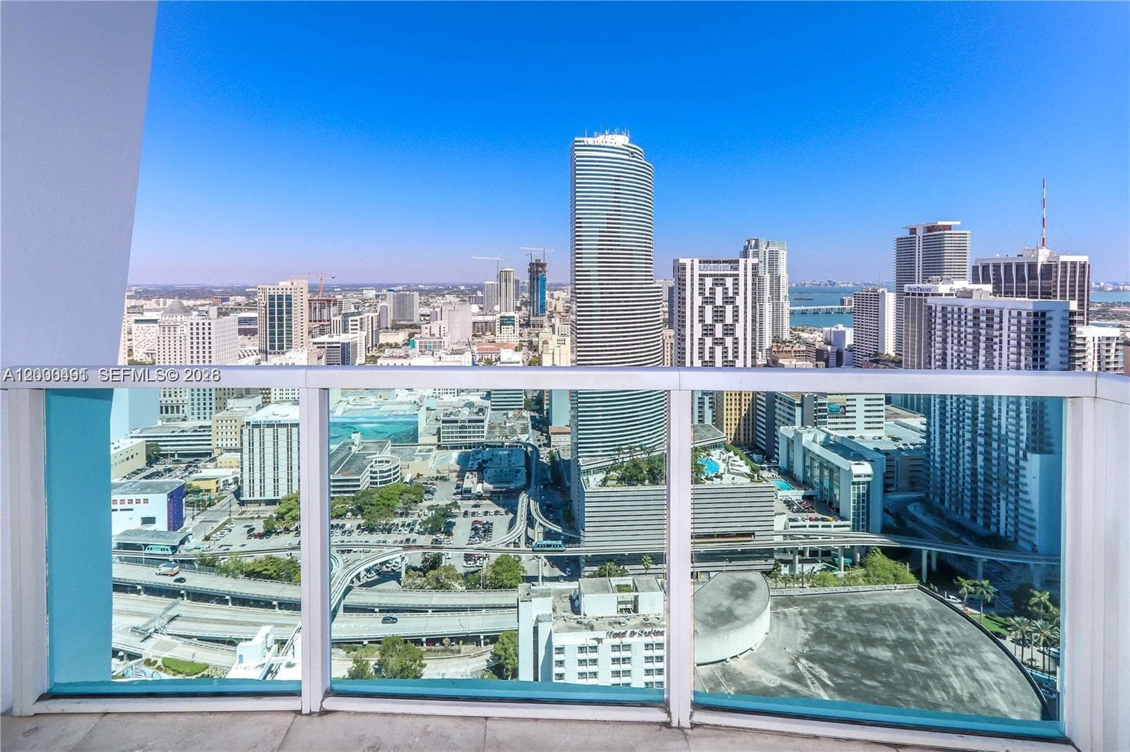 31 SE 5th St # 4212, Miami FL 33131 — 18