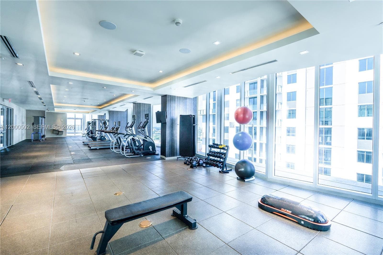 1010 SW 2nd Ave # 606, Miami FL 33130 — 27