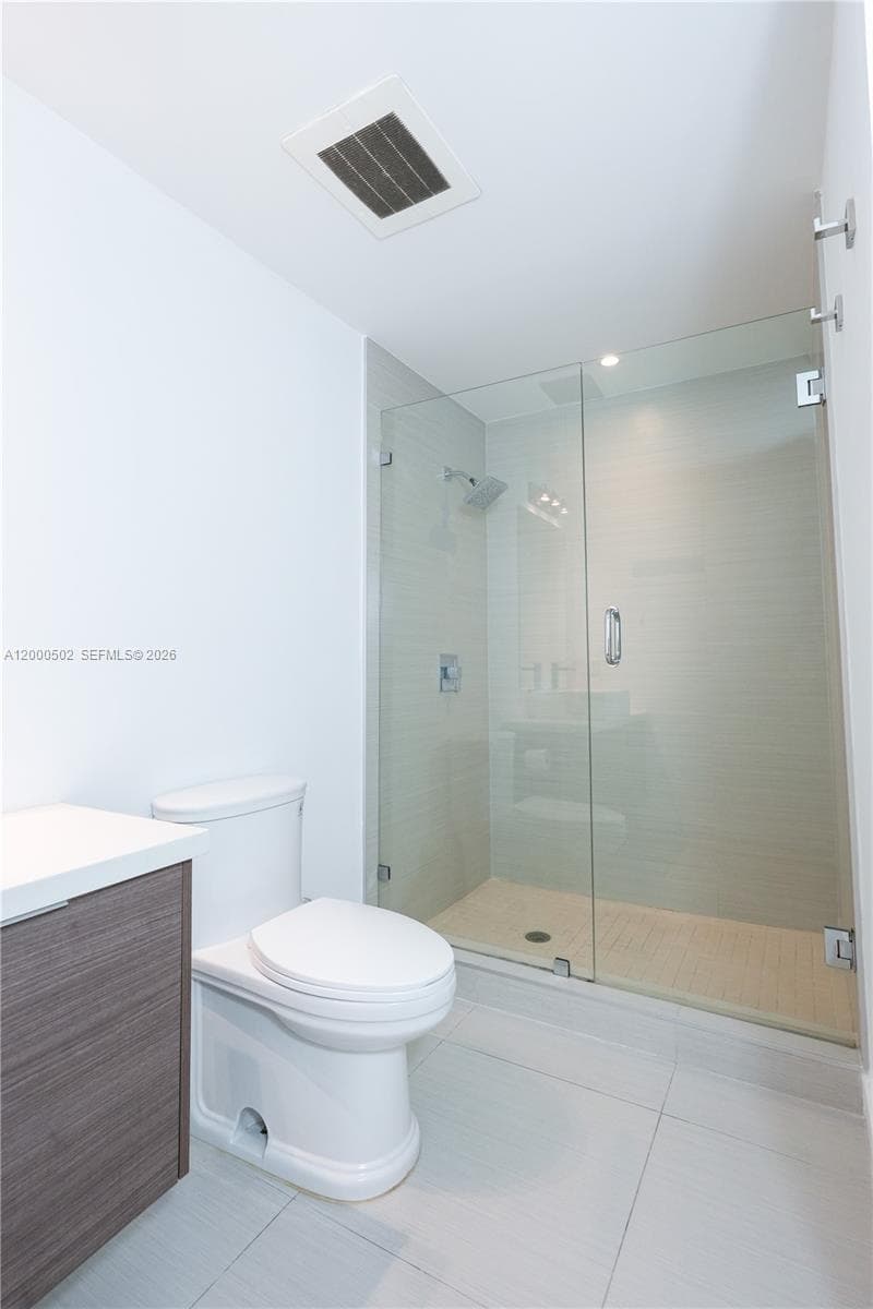 1010 SW 2nd Ave # 606, Miami FL 33130 — 16