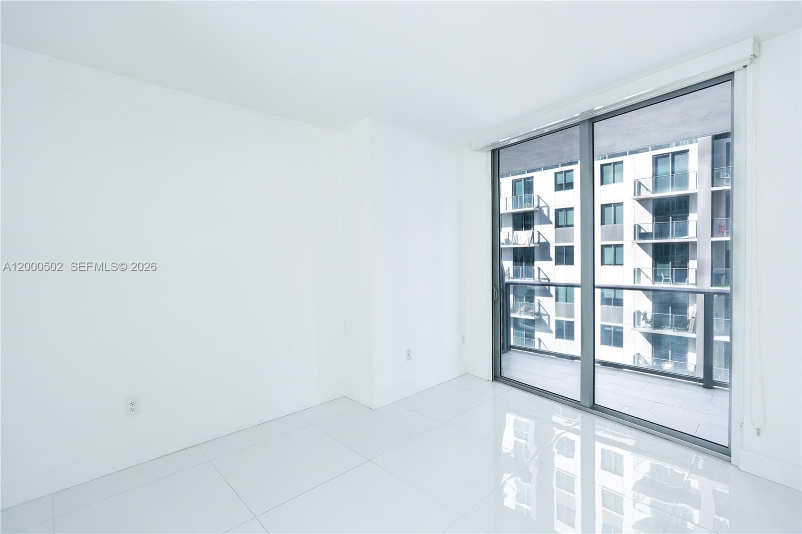 1010 SW 2nd Ave # 606, Miami FL 33130 — 12