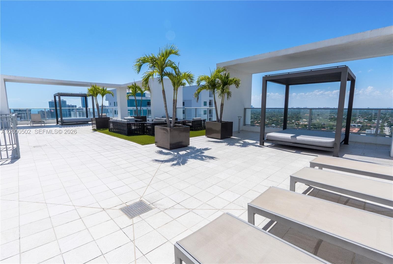 1010 SW 2nd Ave # 606, Miami FL 33130 — 38