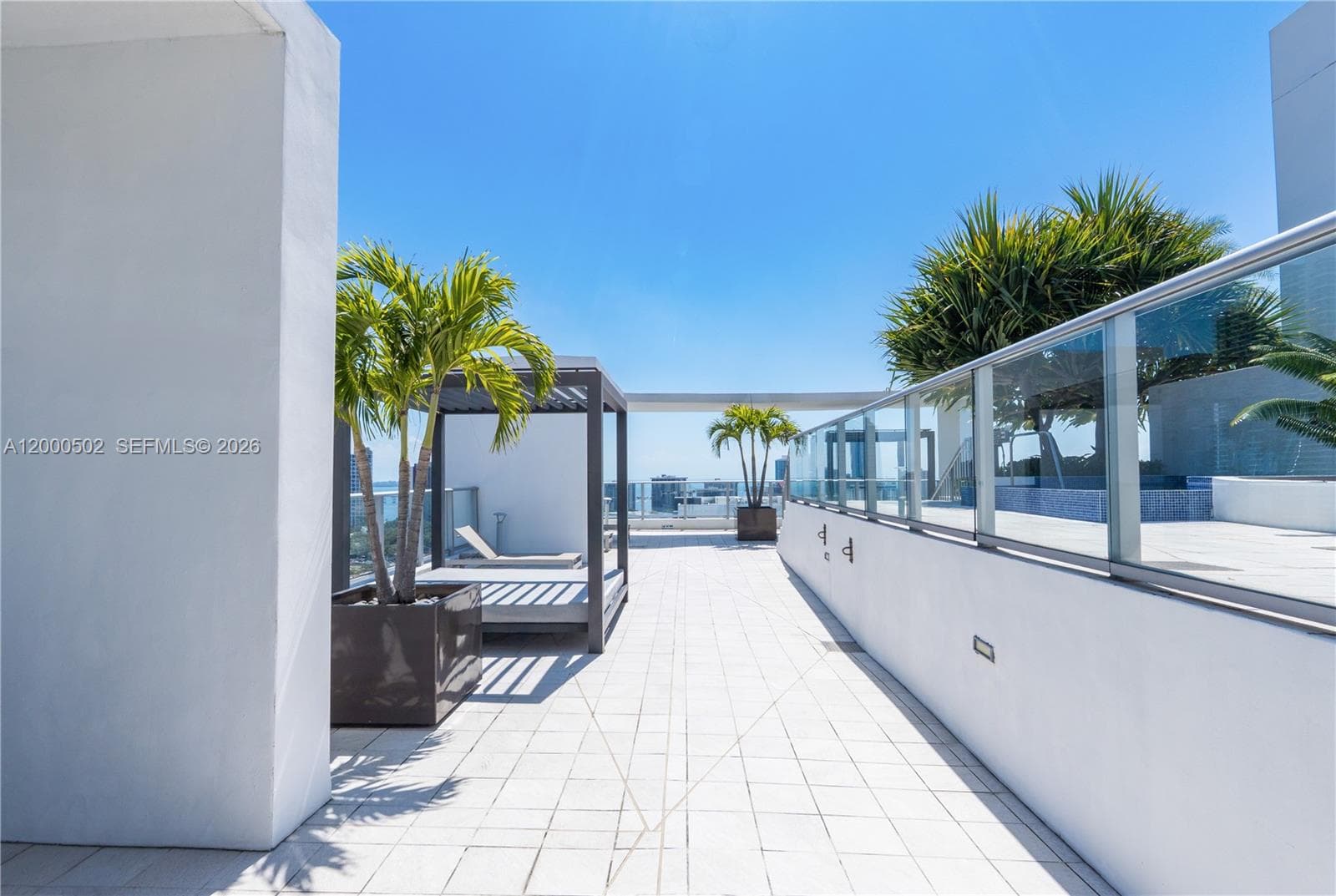 1010 SW 2nd Ave # 606, Miami FL 33130 — 37